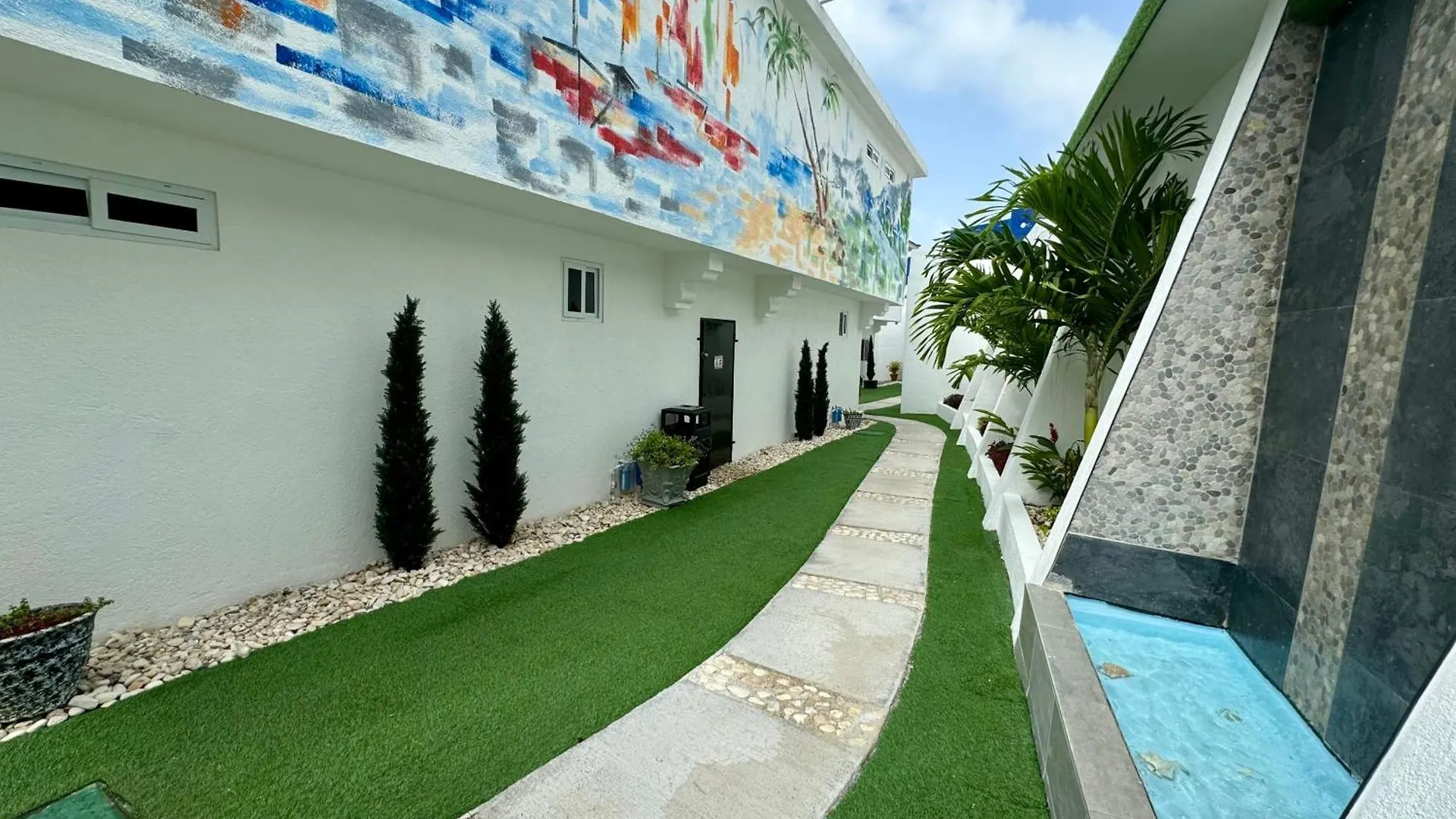 Hospitality Expert Bts 6 - Pool Beach & Bar Бухта Монтего Ямайка